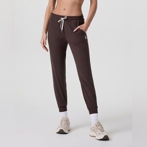 VUORI performance jogger